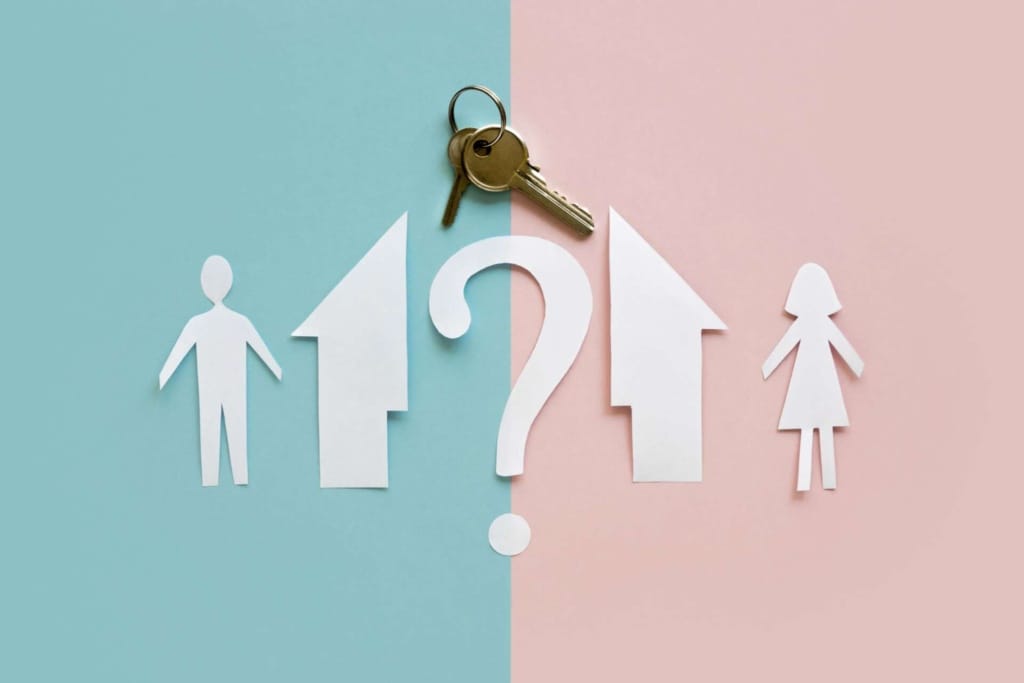 flat lay paper family house separated with key 1920x1280